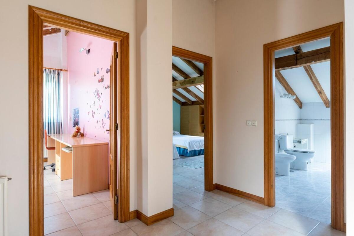 הוילה Bárcena de Cicero Casa Con Jardin En Gama מראה חיצוני תמונה
