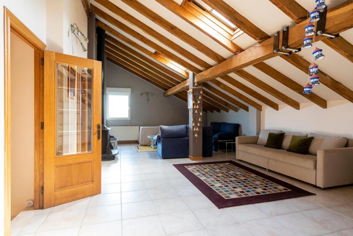 הוילה Bárcena de Cicero Casa Con Jardin En Gama מראה חיצוני תמונה