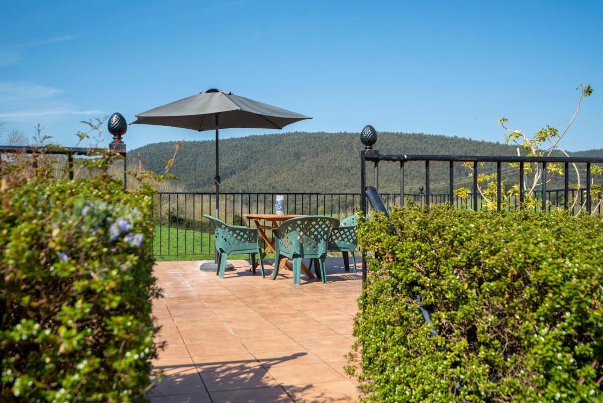 הוילה Bárcena de Cicero Casa Con Jardin En Gama מראה חיצוני תמונה
